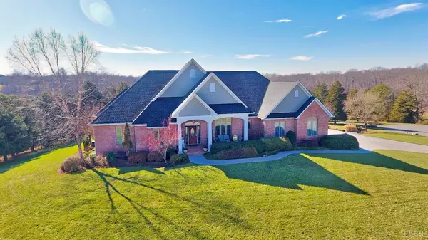 1032 Elk CT, Forest, VA 24551