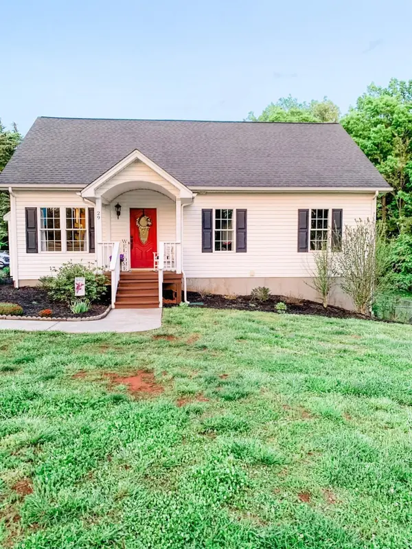29 Frontier LN, Gladys, VA 24554