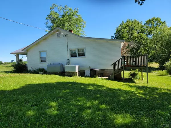 Gladys, VA 24554,344 Mollies Creek RD