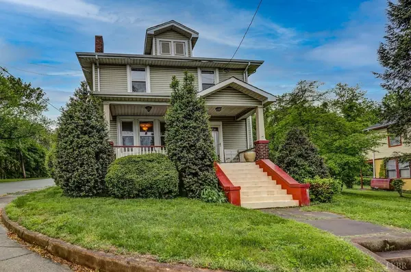 2143 Main Street, Lynchburg, VA 24504