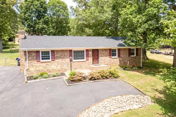 299 Greenwood DR, Madison Heights, VA 24572