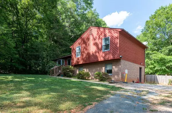 250 South Woodduck, Madison Heights, VA 24572