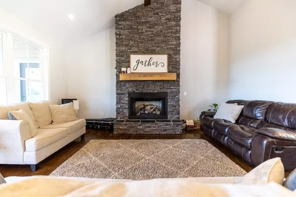 Gladys, VA 24554,6954 Marysville RD