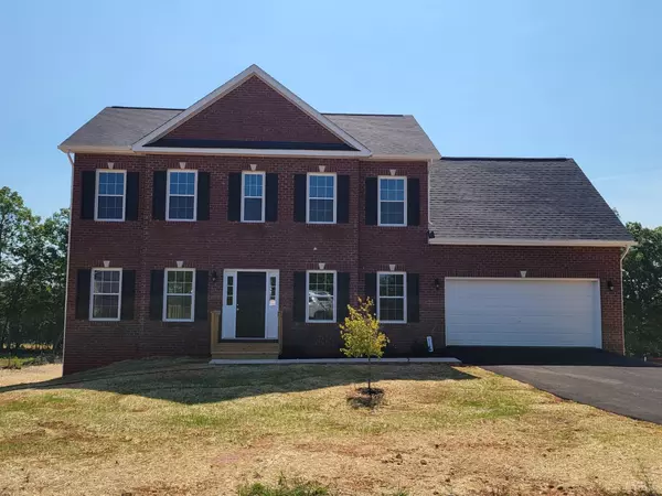 920 Carriage Pkwy, Rustburg, VA 24588