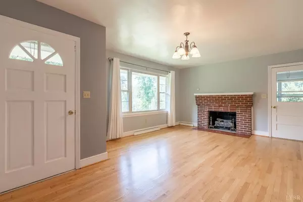 Floyd, VA 24091,502 Oak Hill DR