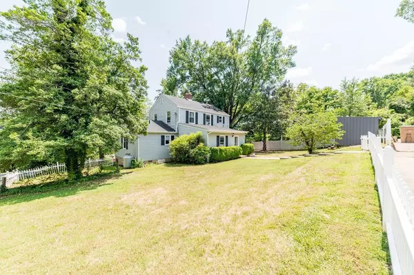 Altavista, VA 24517,318 11th ST