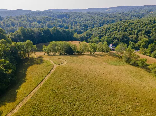 Floyd, VA 24091,415 Reed Hill RD