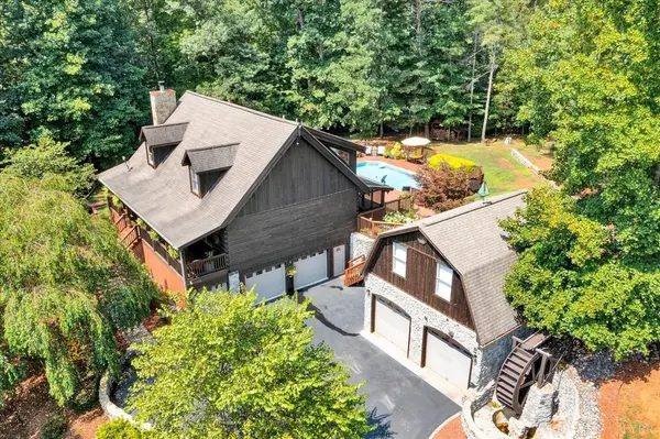 1137 Winding Timber LN, Vinton, VA 24179