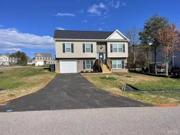 349 Davids WAY, Evington, VA 24550