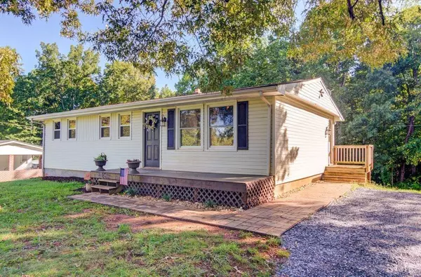 4472 Marysville RD, Altavista, VA 24517