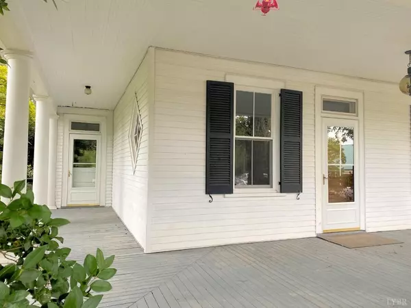 Brookneal, VA 24528,116 Charlotte ST