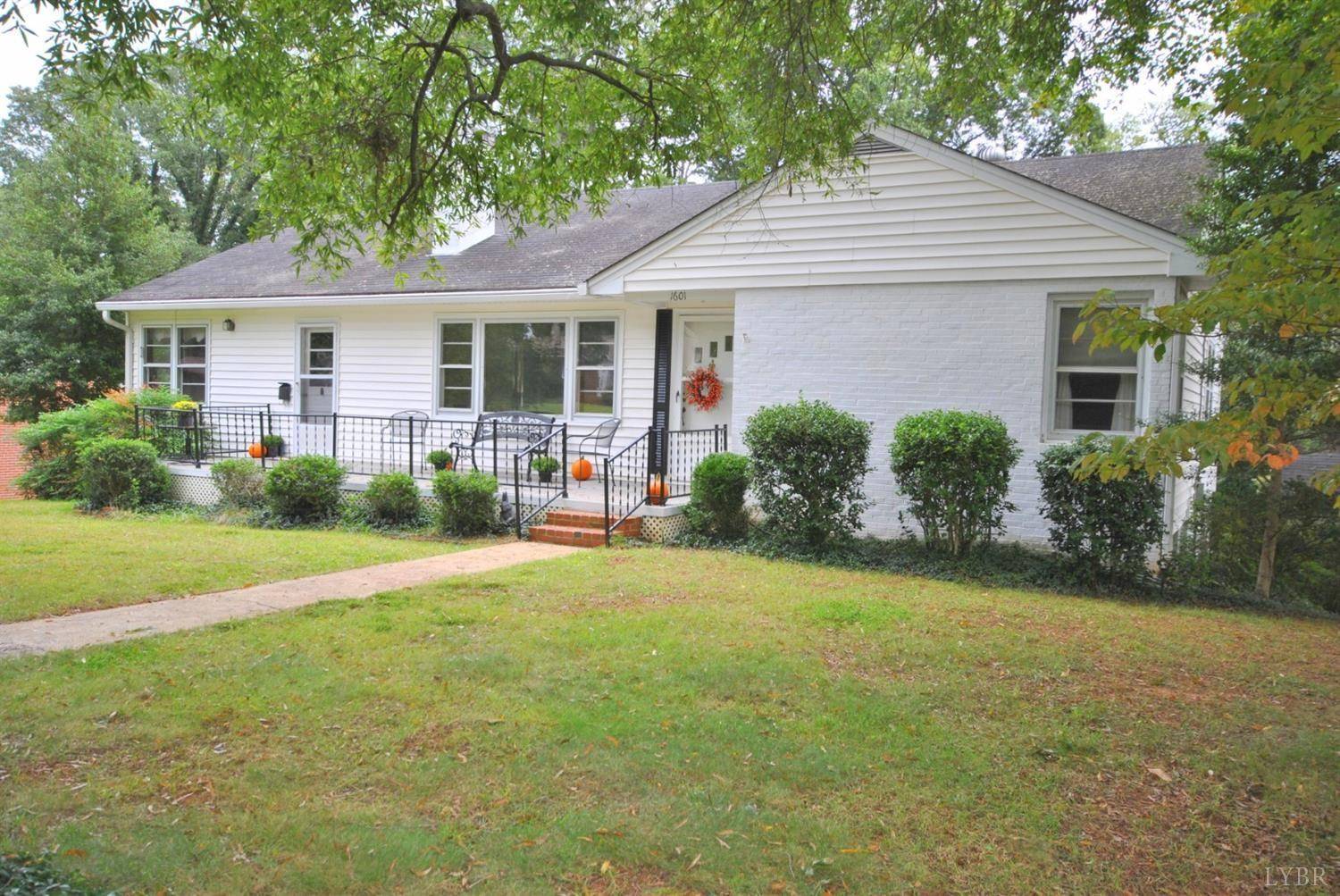 Altavista, VA 24517,1601 Dale AVE