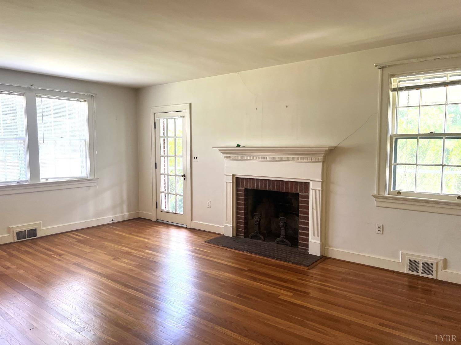 Charlotte Court House, VA 23923,325 LeGrande AVE