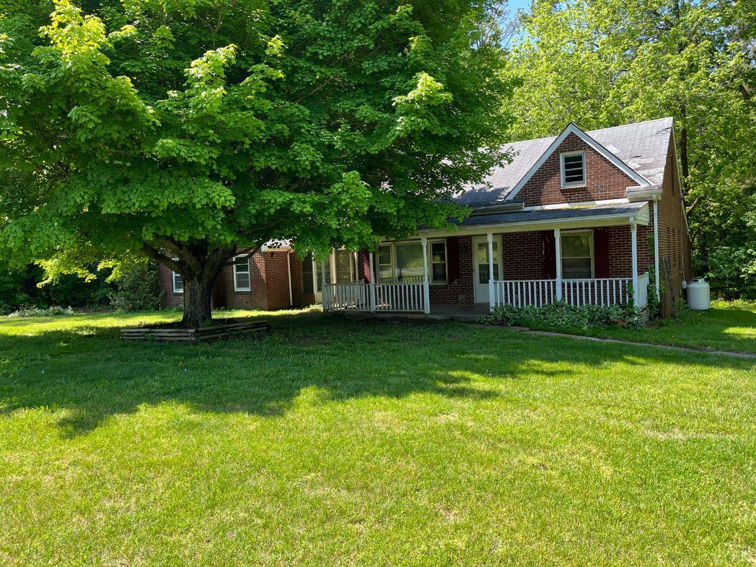 101 SE Poor House Ln., Drakes Branch, VA 23937