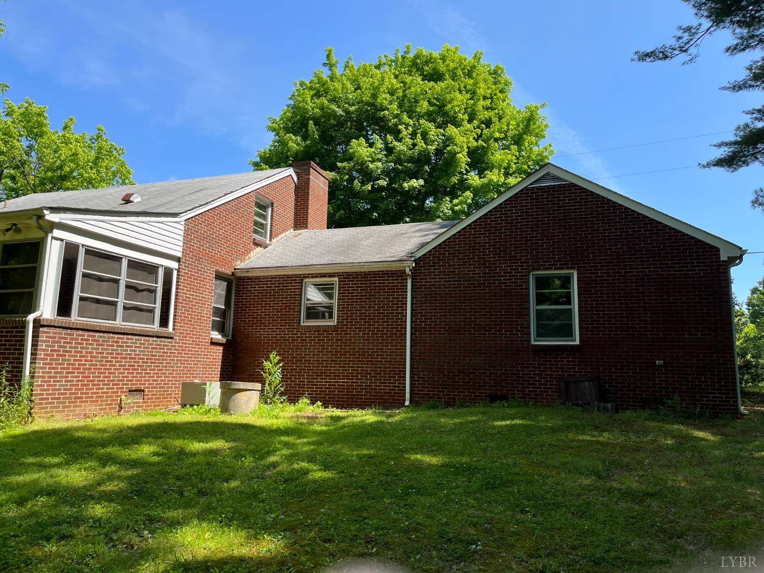 Drakes Branch, VA 23937,101 SE Poor House Ln.