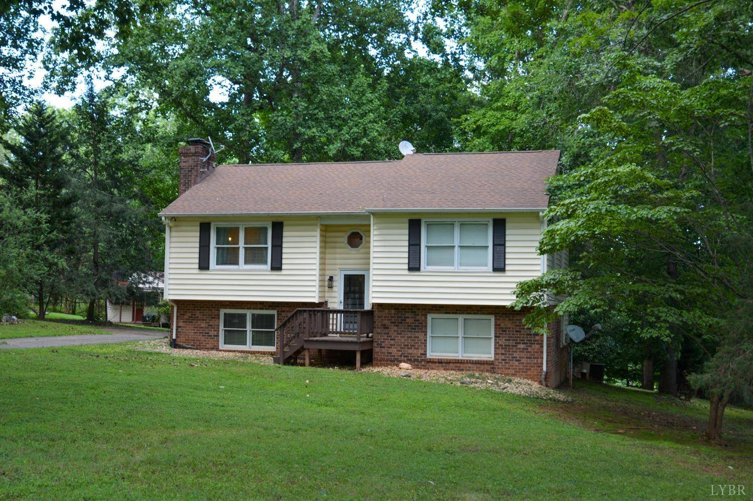 Lynchburg, VA 24503,110 Keswick DR