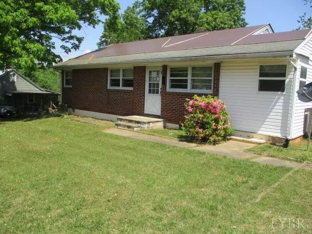 Hurt, VA 24563,210 School RD