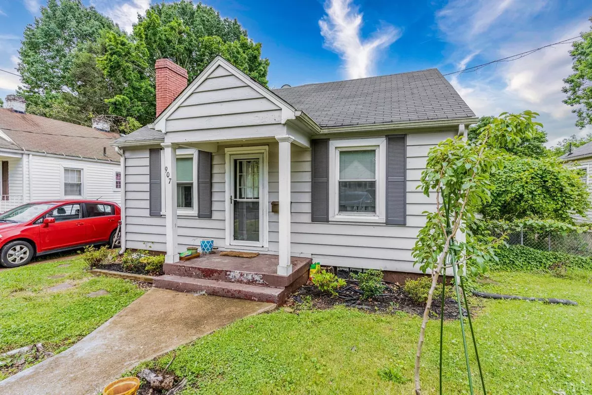 Lynchburg, VA 24502,907 Chowan AVE