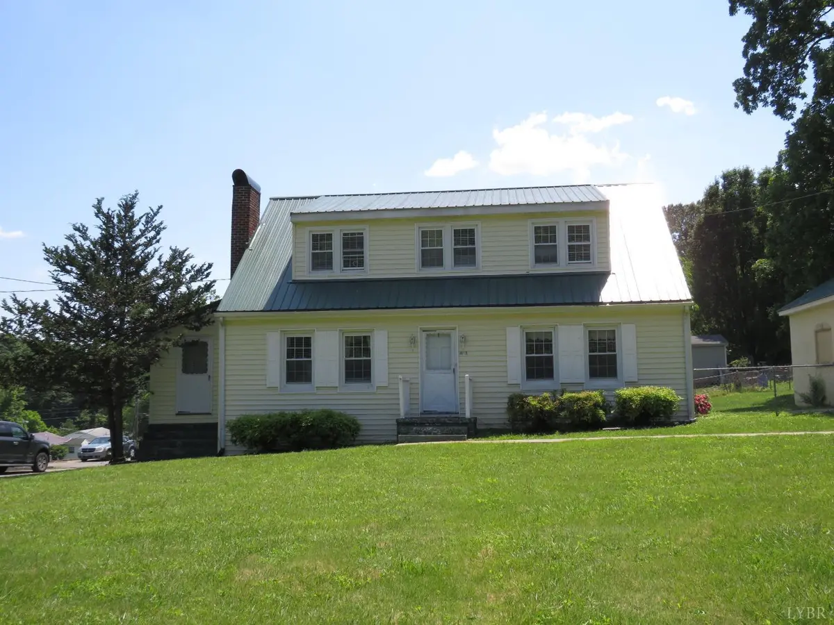 Brookneal, VA 24528,403 Cook Avenue