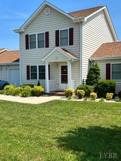 Hurt, VA 24563,106 Kent CIR