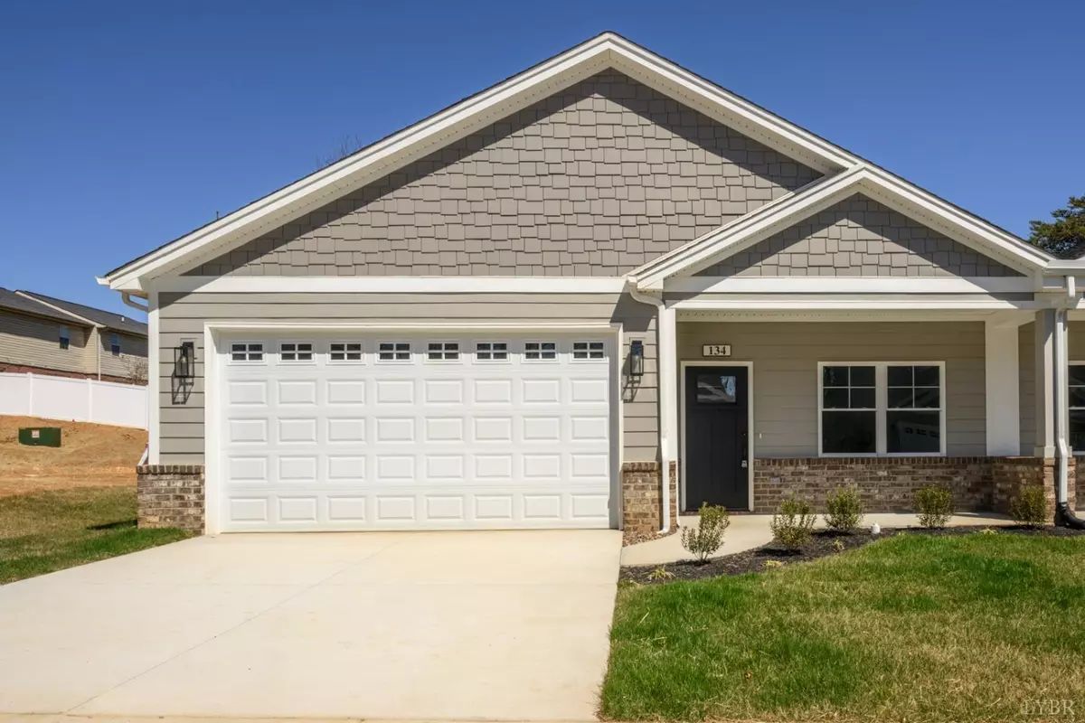 Lynchburg, VA 24502,134 Lockridge LN