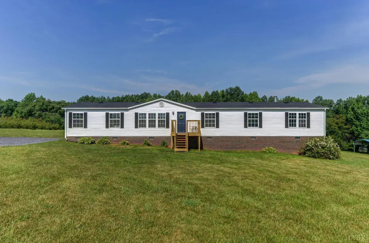 Brookneal, VA 24528,443 Owl RD