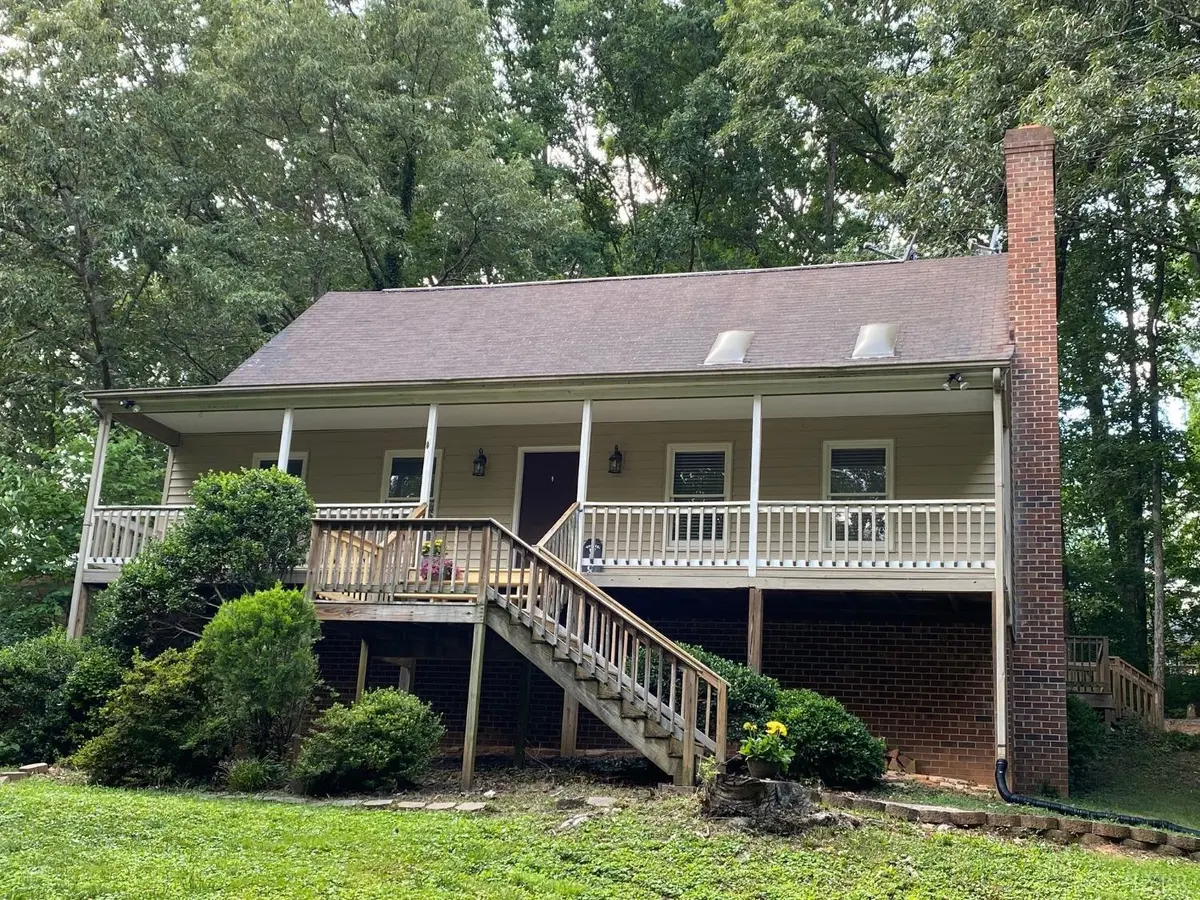 Lynchburg, VA 24502,115 Fox Crest DR