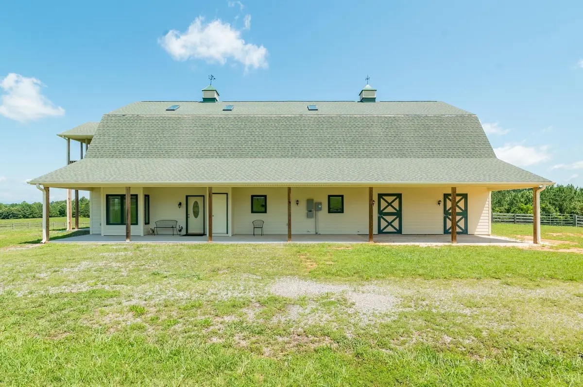 Appomattox, VA 24522,1433 Piney Mountain RD