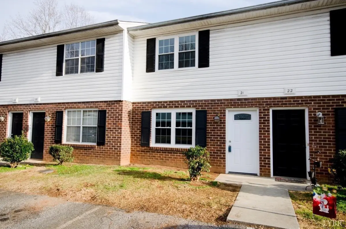 Lynchburg, VA 24502,8022 Timberlake RD