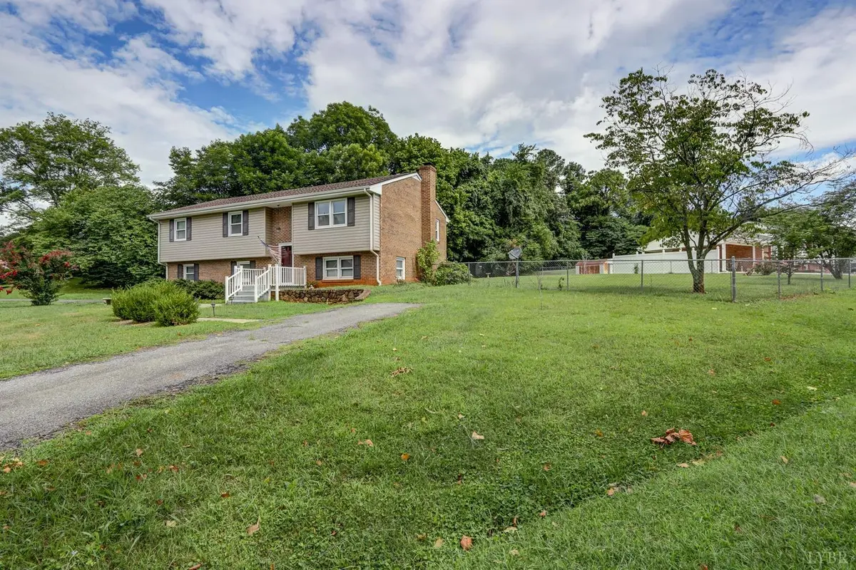 Lynchburg, VA 24502,200 Mayfield DR