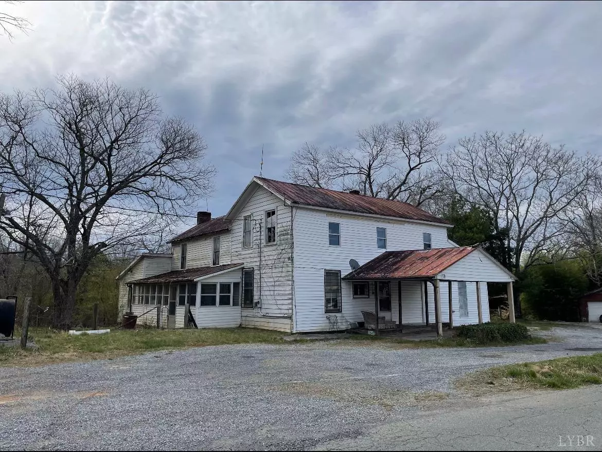 Moneta, VA 24121,8924 Dickerson Mill RD