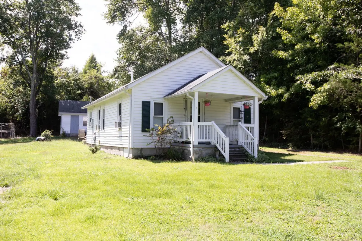 Farmville, VA 23901,2065 back hampden sydney