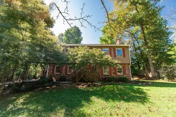 Forest, VA 24551,206 Colonial CT