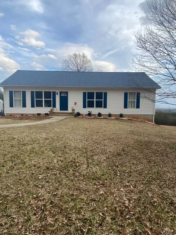 5751 Leesville Rd, Lynch Station, VA 24571