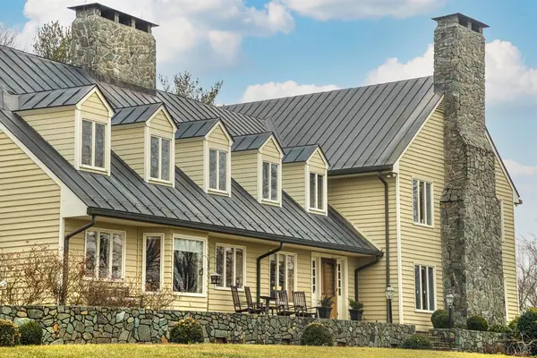 13662 Forest RD, Forest, VA 24551