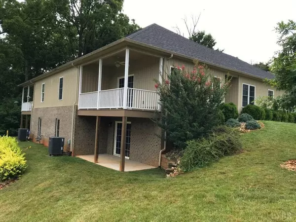 Forest, VA 24551,1082 Tori CT