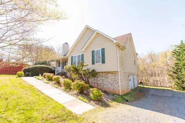 Forest, VA 24551,1134 Woodbridge CT