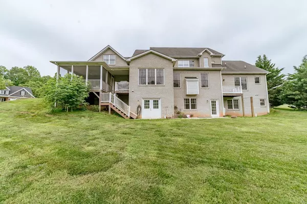 Forest, VA 24551,1254 Ivy Creek DR