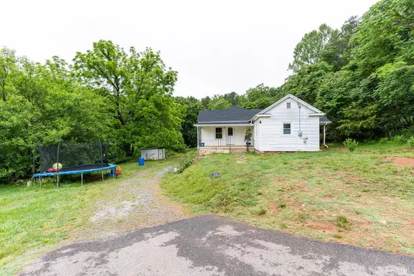 Altavista, VA 24517,918 Cozy HIll Ln