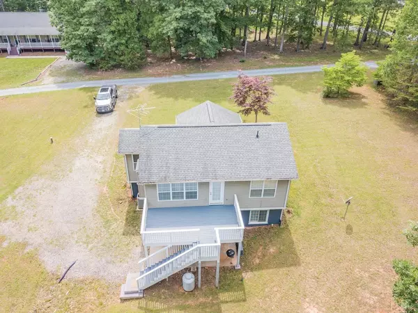 Moneta, VA 24121,1042 Flint PL