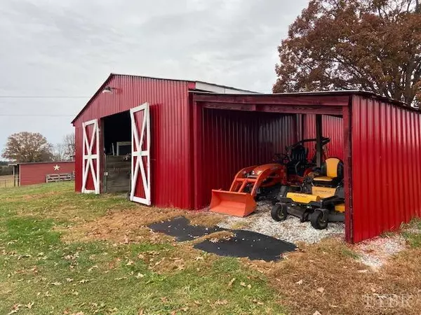 Pamplin, VA 23958,1564 Swan RD