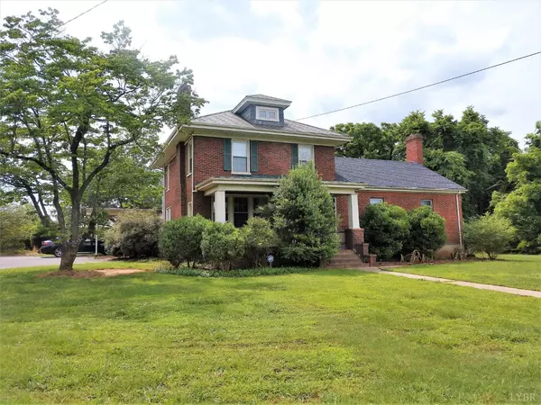 224 Main ST, Madison Heights, VA 24572