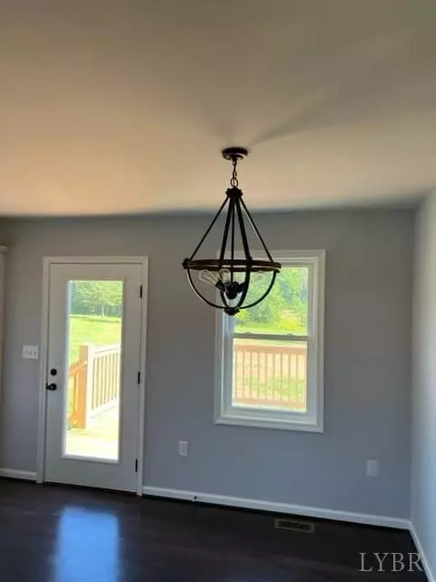 Appomattox, VA 24522,132 Mountain View RD