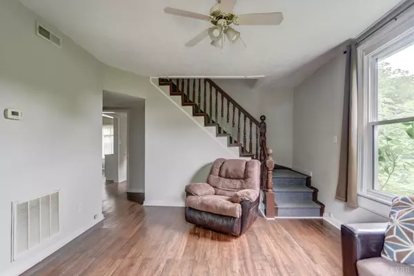 Lynchburg, VA 24504,1110 Bedford AVE