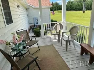 Hurt, VA 24563,106 Kent CIR