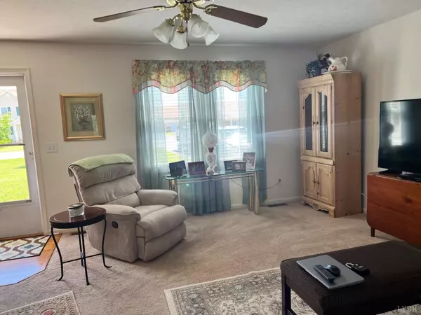 Hurt, VA 24563,106 Kent CIR