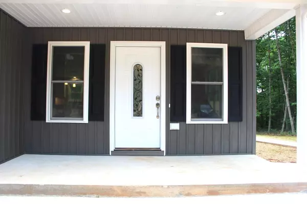 Appomattox, VA 24522,574 N Creek RD