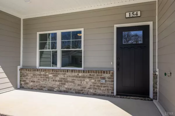Lynchburg, VA 24502,154 Lockridge LN
