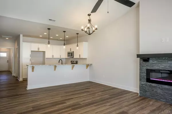 Lynchburg, VA 24502,154 Lockridge LN