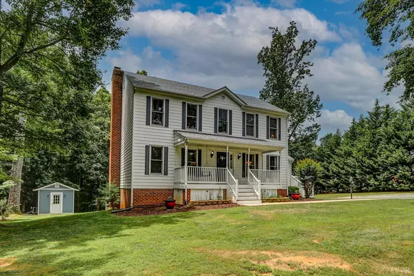 Goode, VA 24556,104 Kings Grant DR